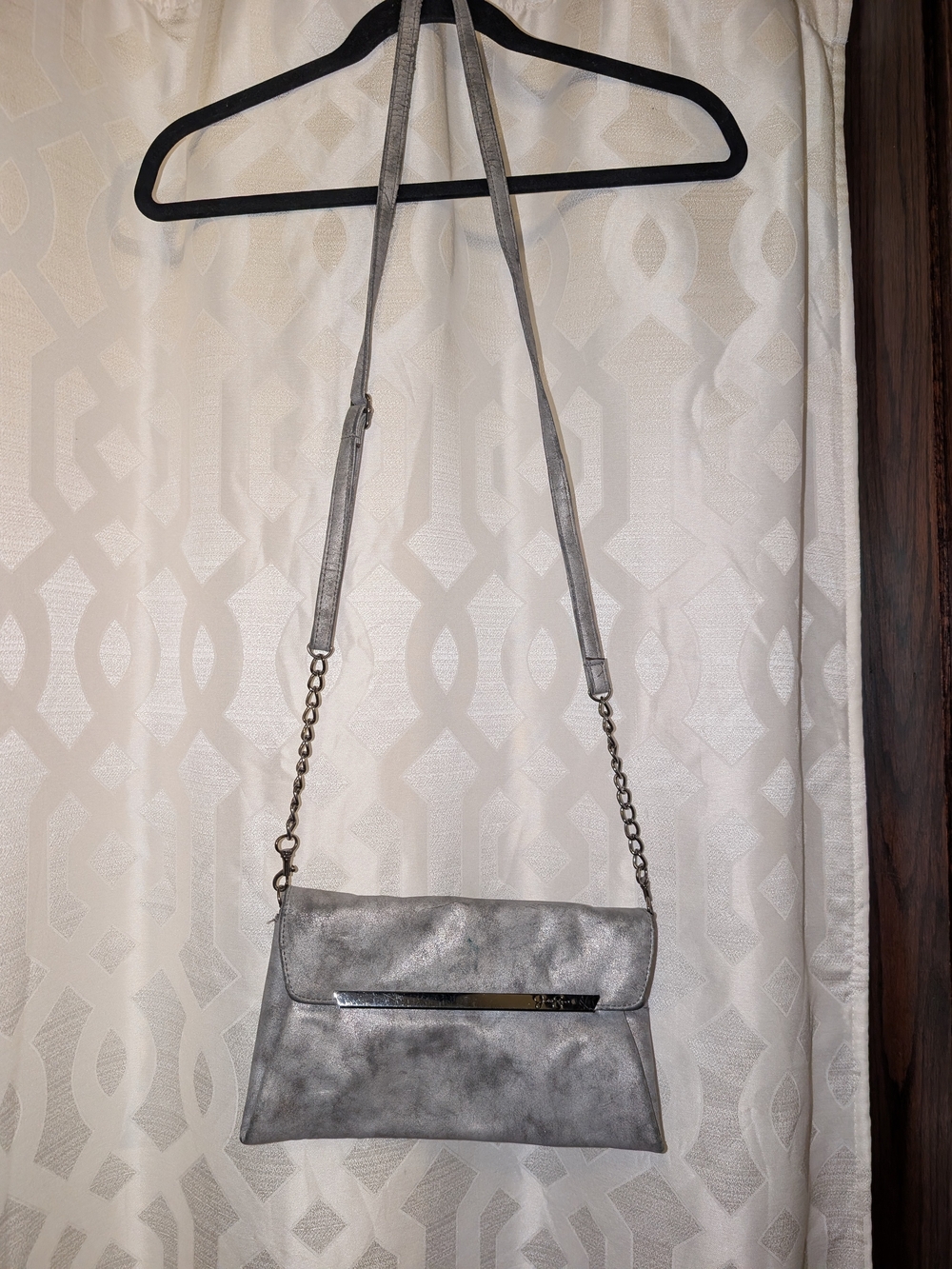 Jessica Simpson Silver Crossbody Leatherette Shoulder Bag